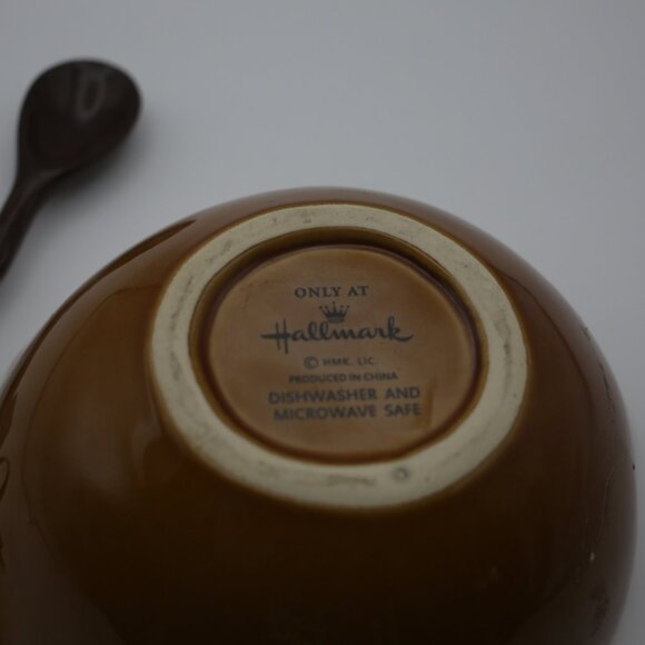 Hallmark Autumn Acorn Bowl with Twig Serving Spoon: Fall/Thanksgiving - Picture 6 of 8